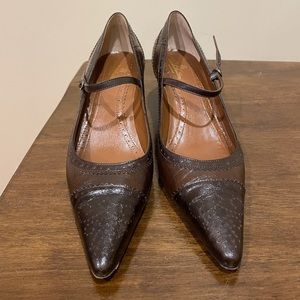 Brooks Brothers Leather Closed Toe Heels